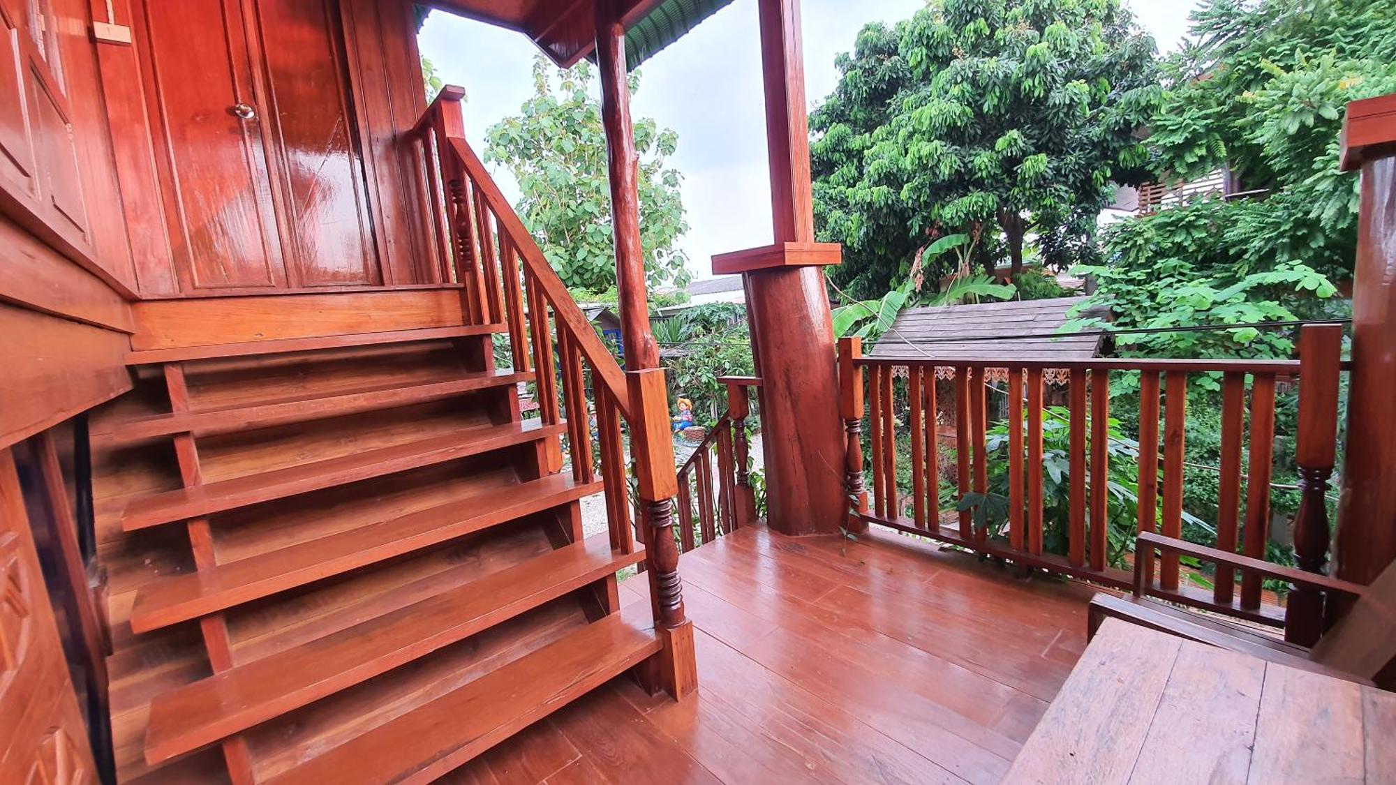 Kanecha'S Home Lampang Exterior photo