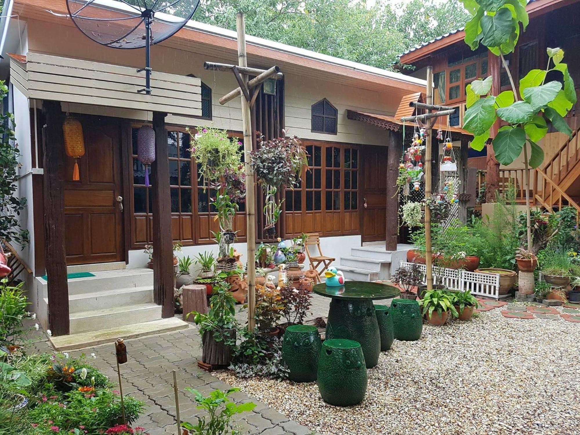 Kanecha'S Home Lampang Exterior photo