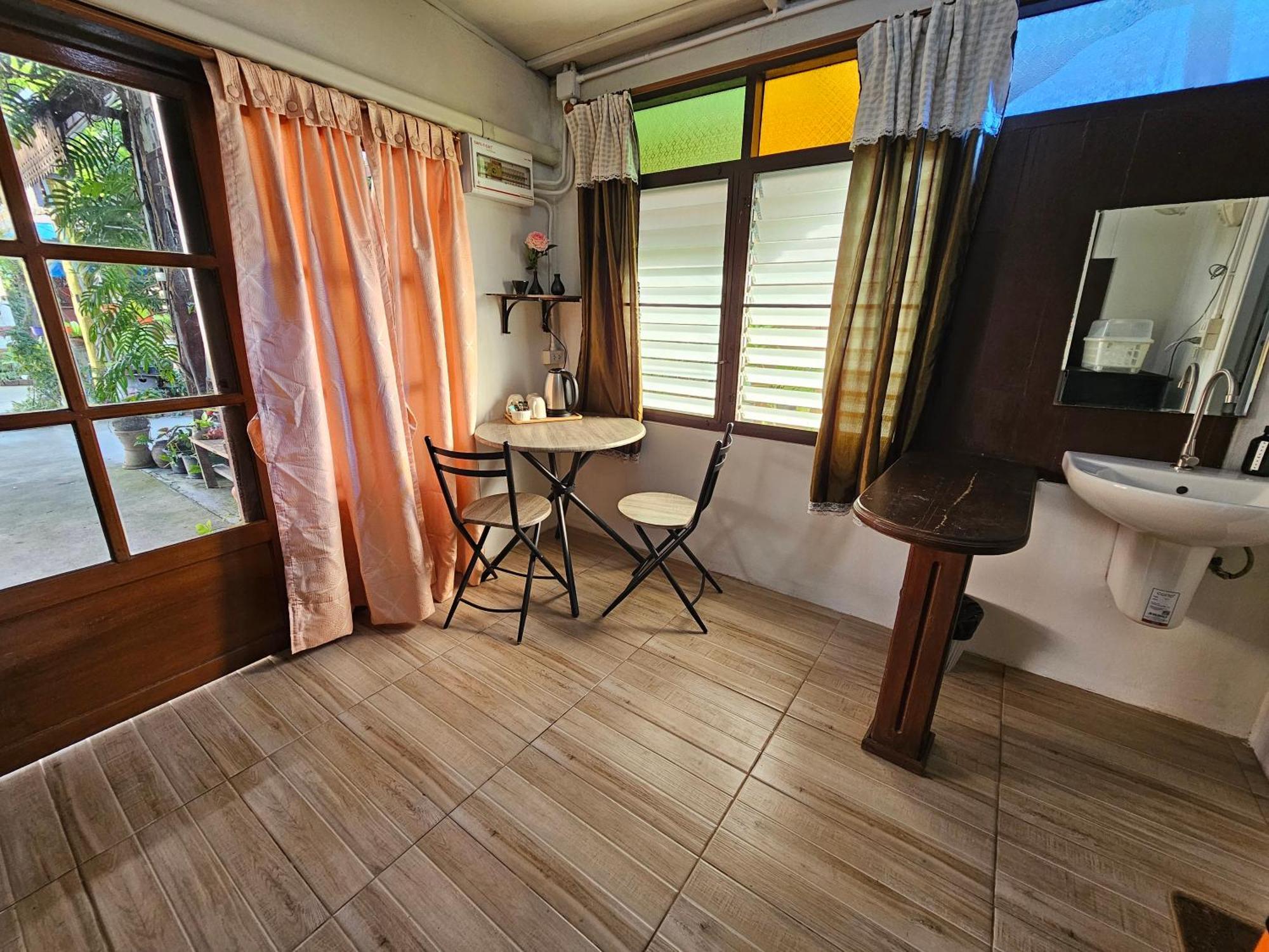 Kanecha'S Home Lampang Exterior photo