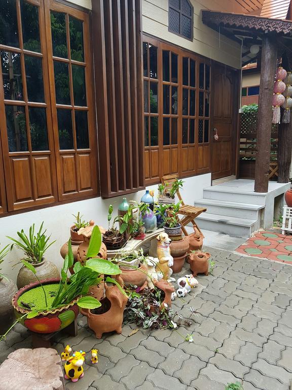 Kanecha'S Home Lampang Exterior photo
