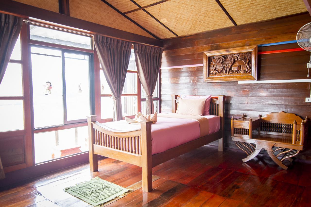 Kanecha'S Home Lampang Exterior photo